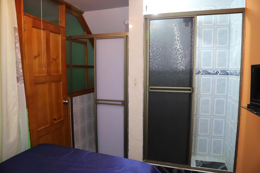 Apartment La *